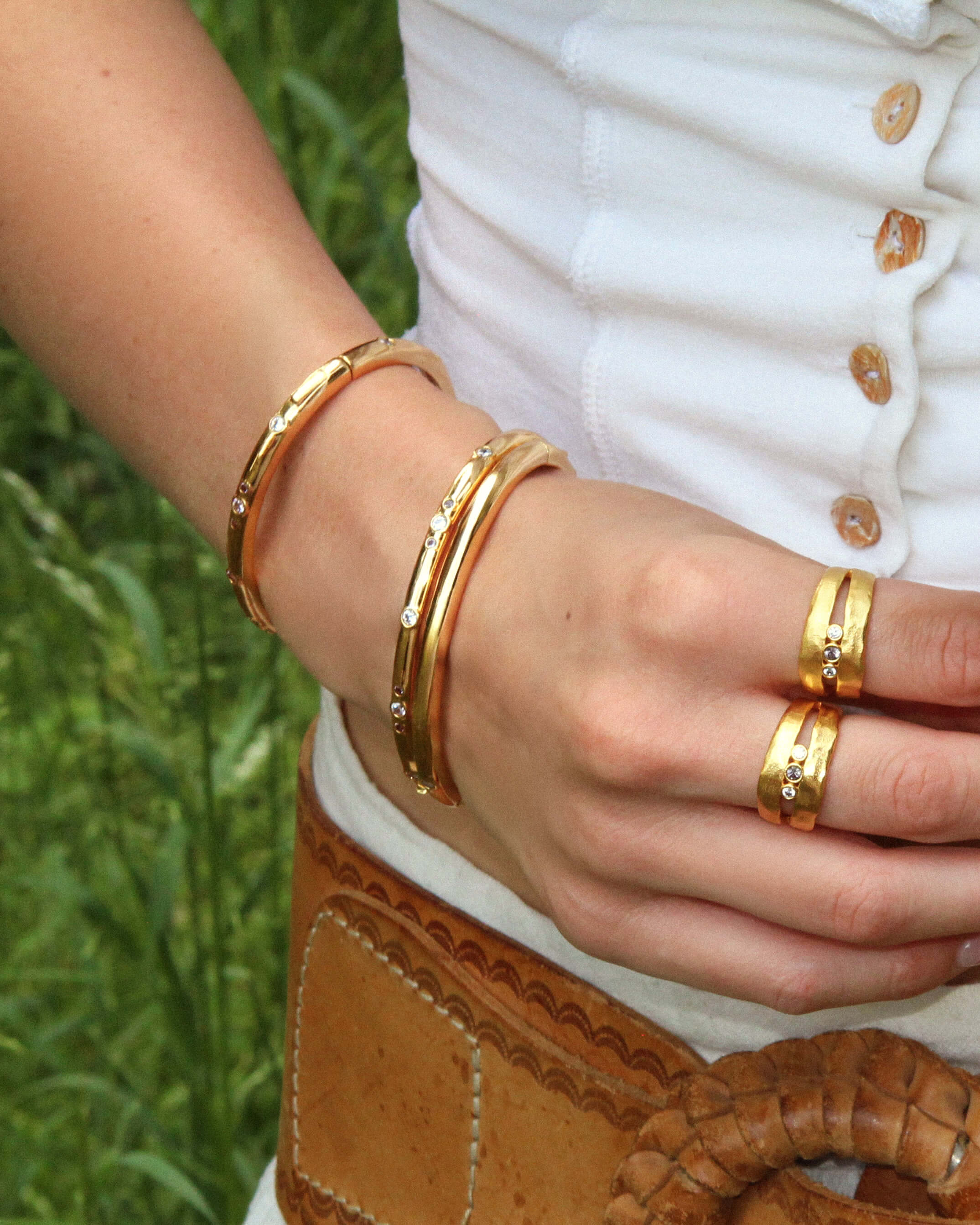 Dustlight Bangle Set